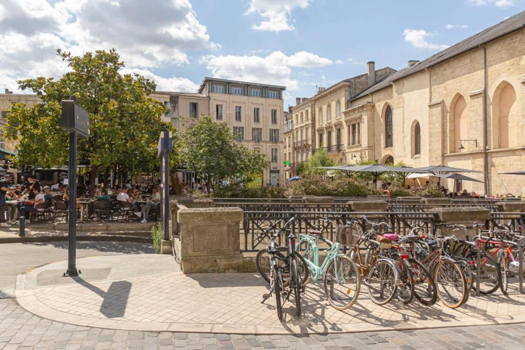 Logement De Charme - Saint Pierre - Coeur Historique Burdeos Exterior foto